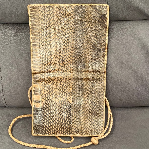 Snake Skin Crossbody Bag - Picture 5 of 6